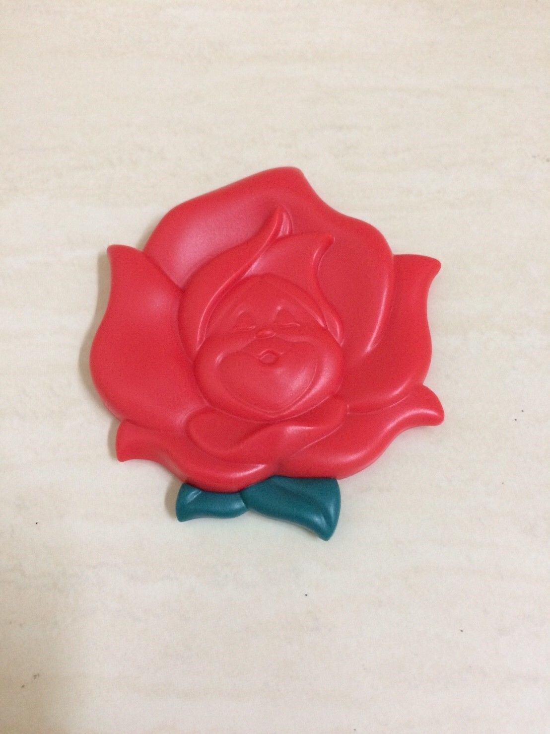 Primary image for Disney Red Flower Mirror from Alice in Wonderland Keychain. RARE Item NEW