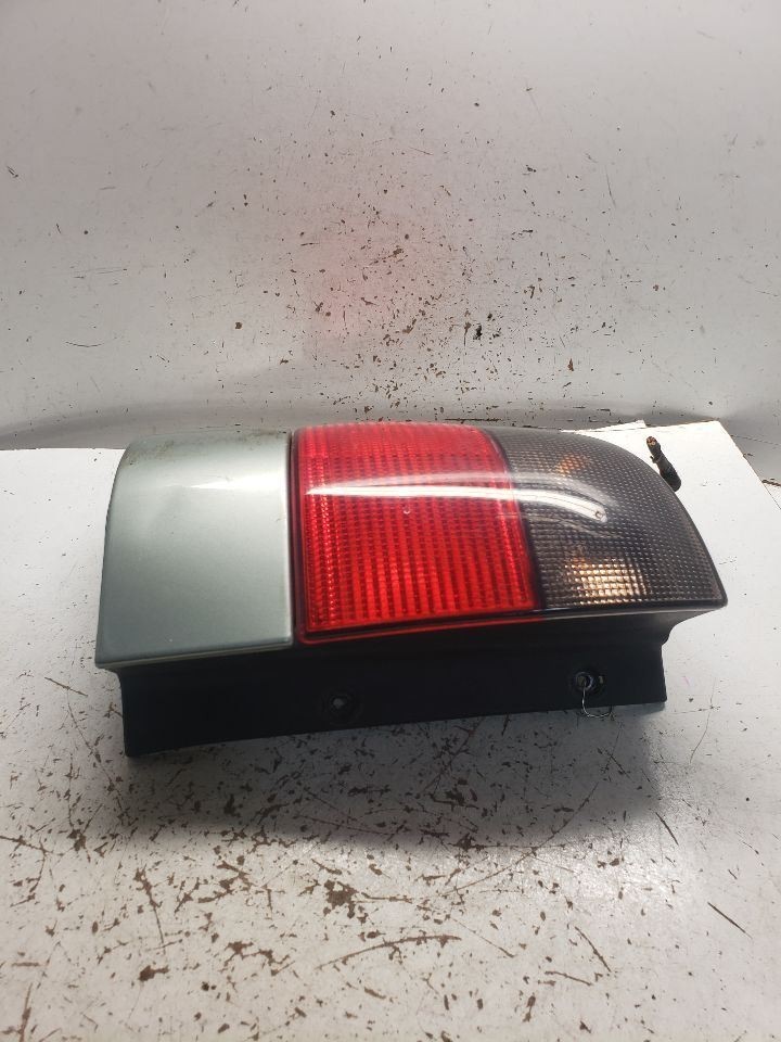 Driver Tail Light Station Wgn Quarter Panel Mounted Fits 99-01 SAAB 9-5 13630... Item image 9