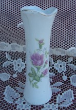 Old Vintage Miniature Bud Vase Rose Flower Pattern w Gold Trim Mantel Shelf Decr - $9.89