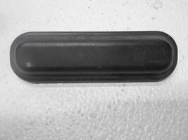 2011 Cadillac CTS Rear Trunk Bumper Buffer Stopper Right RH or Left LH - €23,19 EUR