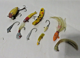 Lot of Vintage Wooden and Fly Fishing Lures (C2) - £23.00 GBP