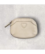 Brighton Leather Cream/Beige Heart Coin Zipper Purse Change Purse - $341.42 MXN