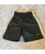 Nike Shorts Boys 12M Gray Toddlers Elastic Waist Athletic Polyester White - $174.86 MXN