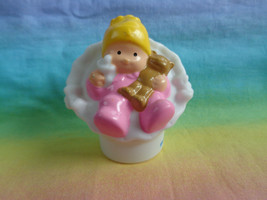 2009 Mattel Fisher Price Little People Baby Girl Infant Figure w/ Teddy ... - £3.37 GBP