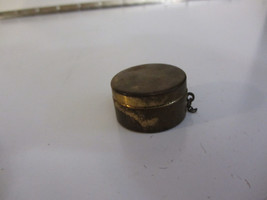 Antique Copper Small Round Pillbox 1-3/8&quot; Across - £7.94 GBP