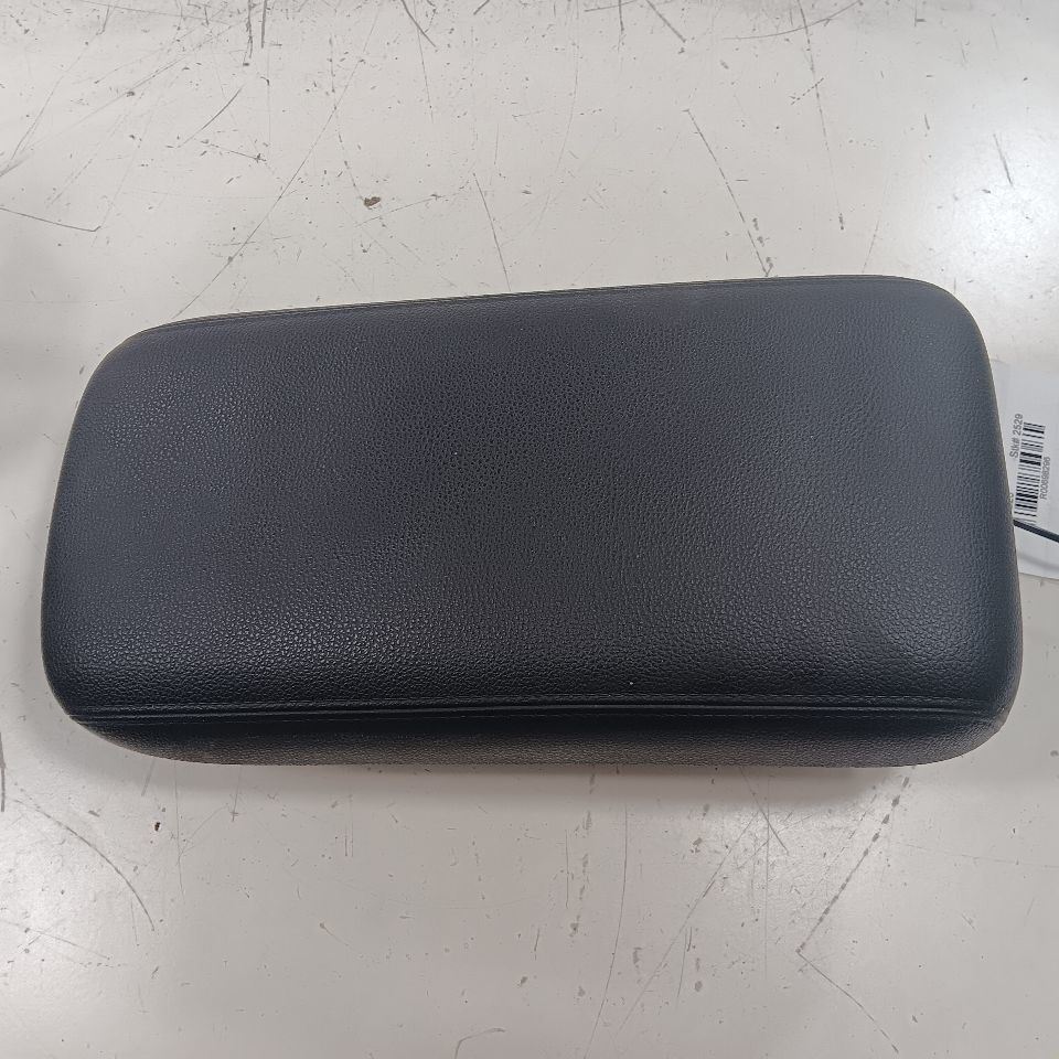 Mitsubishi Outlander Sport Arm Rest  2019 2020 2021 2022 - $99.89