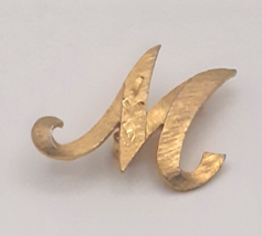 Vintage Mamselle Gold Tone Textured Diamond Cut Design Initial M Brooch Pin - $20.30