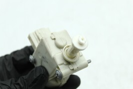 2006-2009 VOLKSWAGEN RABBIT REAR FUEL DOOR GAS LID OPEN ACTUATOR MOTOR H1730 image 11