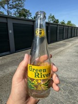 Vintage Green River Soda Bottle ACL Chicago, IL Illinois 7 fl oz - £15.68 GBP