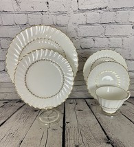 Royal Doulton 5 Pc Place Setting ADRIAN H4816 Bone China - £17.95 GBP