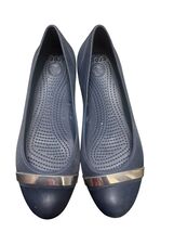 Crocs Ballet Flats Women&#39;s Sz 8 Blue /silver Cap Toe Slip On Comfort Shoes - $14.58