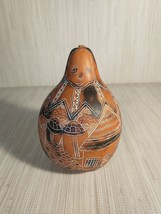 Hand Carved Peruvian Storyteller Gourd FolkArt Juana &amp; Victory Story - $14.36