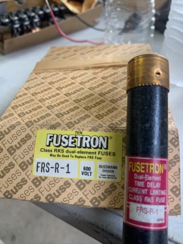 LOT OF 10 BUSSMANN FUSETRON FRS-R-1 DUAL ELEMENT TIME DELAY FUSES 1AMP 600V - $37.87