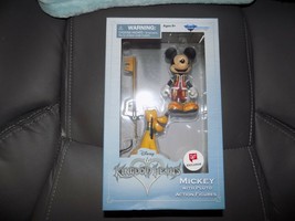 Diamond Select Toys Disney Kingdom Hearts Mickey Mouse with Pluto (Exclusive) - $33.30