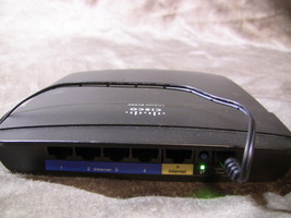 CISCO Linksys E1200 Wireless Router - £9.43 GBP