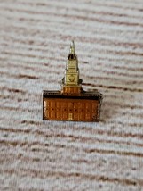 Vintage Independence Hall, Philadelphia Lapel Pin - £8.59 GBP