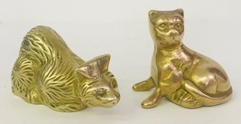 Vintage Brass Cat Figurines Set of 2 Sleeping &amp; Sitting Cat Lover Collector - £22.94 GBP