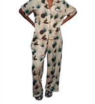 Izzy &amp; Liv women&#39;s botanical feathers pajama set in Cream - £28.79 GBP