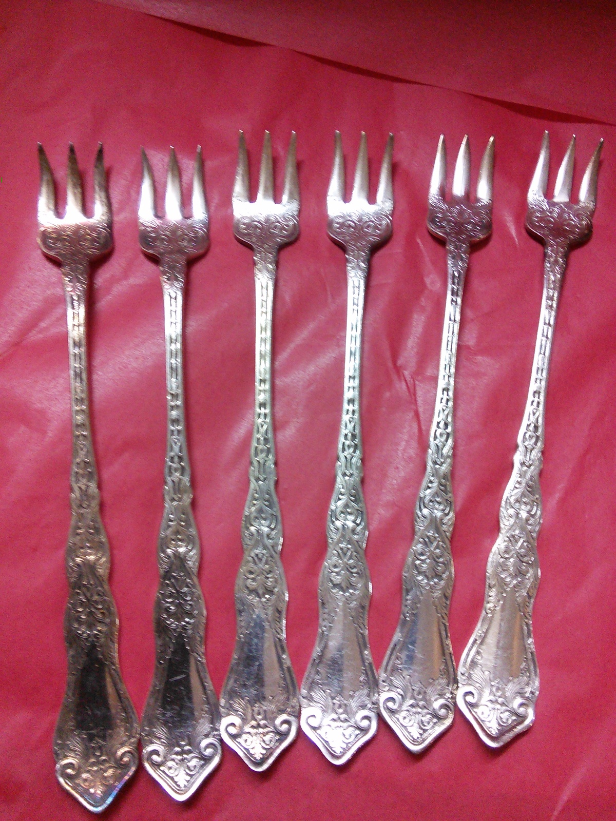Primary image for Rogers Alhambra Oyster Forks 1907 set of 6