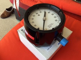 ASHCROFT 45-1279-88-04L-60#  DURAGAUGE 0-60 PRESSURE GAUGE NEW NOS NIB $89 - $58.41
