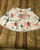 Girl&#39;s Old Navy Floral/Birds Skirt--White--Size M(8) - $5.99