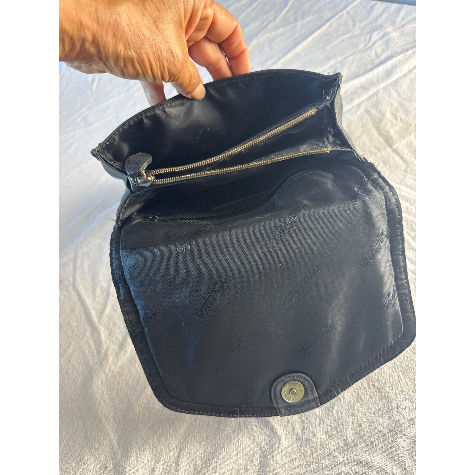 Fossil Navy Genuine Leather Crossbody Shoulder Bag with Front Zip Pocket Item image 4
