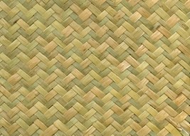 Herringbone Fine Weave Green Matting Roll Wallpaper/ Wainscoting/Ceiling Cover - £43.95 GBP