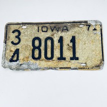 1971 United States Iowa Floyd County Passenger License Plate 34 8011 - $18.80