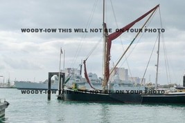 mp160 - HMS Exeter off to breakers &amp; Sailing Barge Alice - photograph 6x4 - £1.99 GBP
