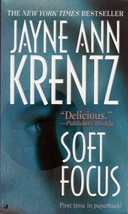 Soft Focus by Jayne Anne Krentz / 2000 Romantic Suspense Paperback - £0.88 GBP