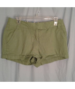 J Crew 6 Shorts Broken In Chino Classic Cotton Twill Green - $18.00