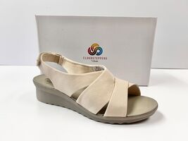 Clarks Cloudsteppers Size 9W Caddell Bright Champagne New Sandals - $10.50