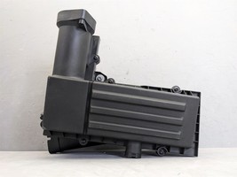 5C0129601 OEM Volkswagen Jetta Beetle Passat Air Cleaner Box Assembly w ... - $1,807.67 MXN