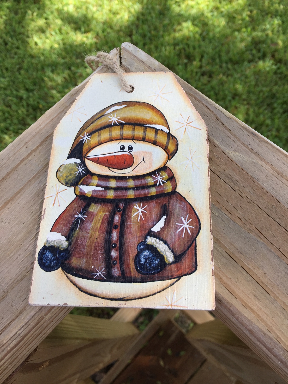 Primitive Wood Gift Tag 505-69705T Cream Snowman Tag Ornament  - $2.95