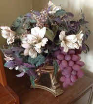 Beautifully Lush Floral Arrangement With Gold Toned Stand - £38.30 GBP