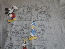 Walt Disney Mickey Mouse Donald Duck Goofy Animation T Shirt Men&#39;s Size S - $16.82
