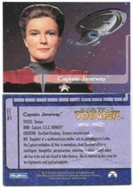 Star Trek Voyager Season 1 Series 2 Janeway Embossed Chase Card E4 Skybox 1995 - £2.35 GBP