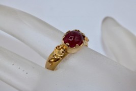 18K Yellow Gold Red Stone Cabochon Filigree Design Ring Size 7 - £366.50 GBP