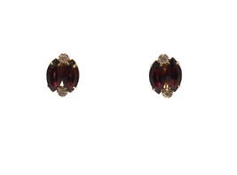 Vintage clear &amp; purple rhinestone screw back cluster earrings - £11.55 GBP