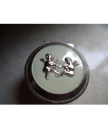 Box with cupid lid - Vintage silvertone with pearl like top - £14.15 GBP