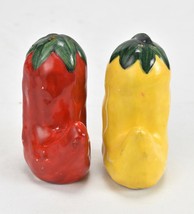 Hot Chili Peppers Ceramic Salt &amp; Pepper Shakers Red Yellow Vintage 3&quot; - £15.60 GBP