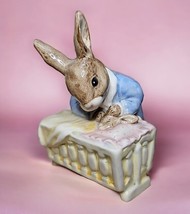Royal Doulton New Baby Bunnykins Figurine DB158 Vintage 1995 - $44.92