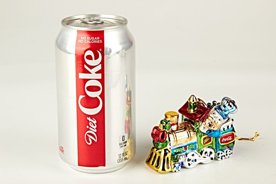 *Coca Cola Trim a Tree Collection Chrome Plated Porcelain Christmas Orna... - $4.84