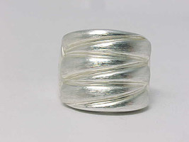 Italian STERLING Silver Vintage Designer RING with Wavy Satin Finish - S... - £51.95 GBP