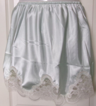 Shadowline Rochelle Satin 15&quot; half slip Size 2X Mint Style 47075  Lace Hem - $35.59