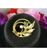JADE GARDEN Vintage PIN Sarah Coventry Brooch Genuine Pearl Stone Goldto... - $17.81