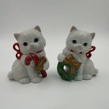 (2) Vtg Homco 5112 &amp; 5120 White Kitty Cat Christmas Figurines - 4&quot; - £8.10 GBP