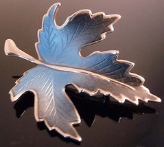 VINTAGE 60s Blue Enameled Fallen Maple Leaf Brooch Pin - £14.09 GBP