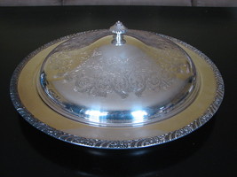 Henley Oneida Silverplate Entre Dish or Tray w Domed Lid Crystal Insert ... - £35.51 GBP