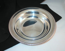 Wilcox Int Silver Vintage 10 in Round Silverplate Serving Bowl Brandon Hall - £20.46 GBP